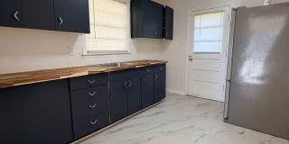 For Rent – Updated 3 Bed / 1 Bath Home Gallery 6