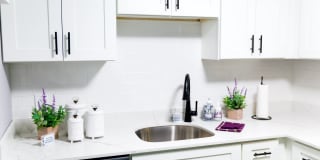 Huntington Exchange Dover Gallery 2