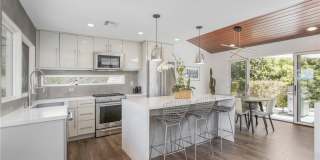 546 Temple Hills Gallery 7