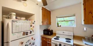 732-A NE 3rd Ave. Gainesville, FL 32601 Duckpond Gallery 6