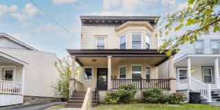 504 Morris Street Gallery 15