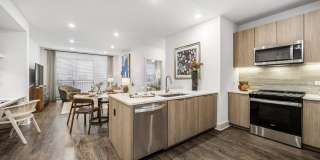 Hanover Stoneham Gallery 14