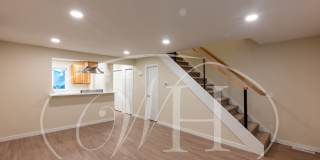 Spacious 2 bedroom duplex with attached garage Gallery 3