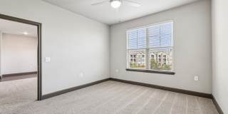 North Creek Gallery 79