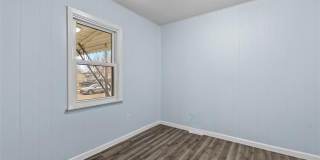 21118 Wellington Avenue E Gallery 15