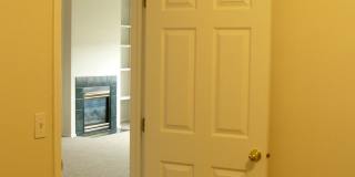 2 Bedroom, 1.5 Bath Townhome Gallery 14