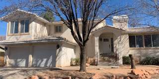 4 Bedroom Home In Bloomington With RV Parking Gallery 1