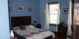 Renovated 3 bed + 2 bath with an office in the heart of Coolidge Corner. Gallery 8