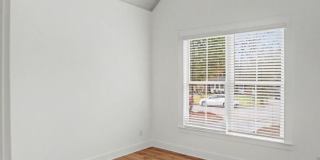 3 Bedroom Home near Parkside in Savannah Gallery 24