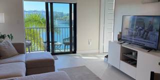 Premium Lake-View URBANA Residence Steps from Downtown Doral Gallery 1