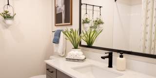 District at Riverside Gallery 29