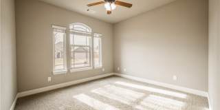 6101 W Woodbine Drive Gallery 24