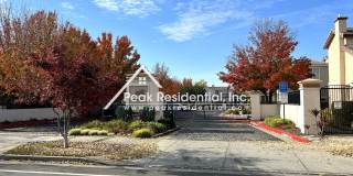 Spacious Villa Terrazza 3bd/2.5ba Home with 2 Car Garage Gallery 1