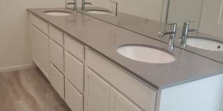 Exquisite 3 Bed 2.5 Bath Single Family Home Gallery 39