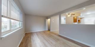 Elyria - updated 3 bed/1 bath townhouses for rent! Gallery 1