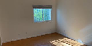 140 East El Norte Parkway Gallery 1