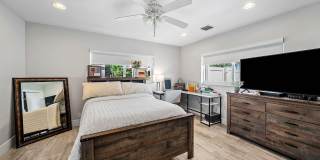 740 NE 36th Street Gallery 23