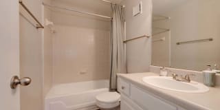 Averelle North Hills Gallery 3