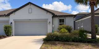 Open and bright 2/2 Plus a den with 2 car garage Open and bright 2/2 Plus a den with 2 car garage Gallery 1
