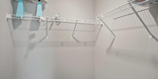 274 Broadberry Avenue Gallery 32