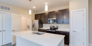 Flats at Summit Station Gallery 6