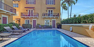 72 SE 6TH AVE #TOWNHOUSE C DELRAY BEACH, FL 33483 Gallery 29