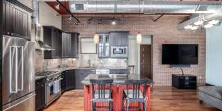 Luxury Furnished Old Town Condo – Modern Elegance in the Heart of Fort Collins Gallery 18
