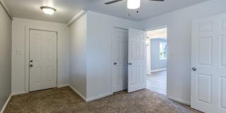 4535 E 14th St Gallery 9