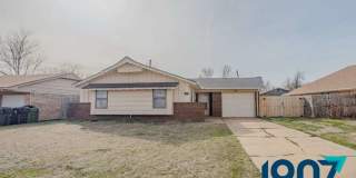 10213 North Military Avenue Gallery 1