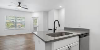 Avana Lexington Gallery 5