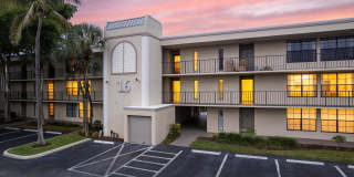 16 ROYAL PALM Way Gallery 1