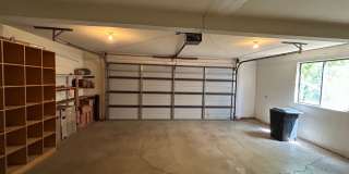 Available September 25th! 3 bed, 2.5 bath, 2 car garage for rent Gallery 8