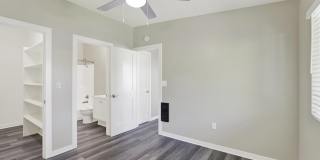 HERITAGE PLAZA Gallery 27