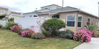 Remodeled One Bedroom Apartment Home! 1 Block from the Beach! Private Garage! Gallery 1