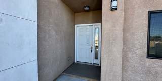 Beautiful Brand New 2 Story Home Gallery 3