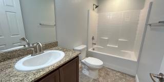 Cozy 2-Bedroom 2-Bathroom Townhouse in Gated Community! Gallery 12