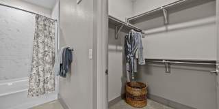 Harbor Hill Gallery 11