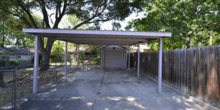423 W Huisache Gallery 15
