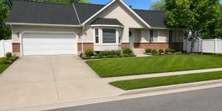 Spacious 5-Bedroom Home in Prime Lehi Location Gallery 1