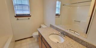 BRICK HOME NEAR HOSPTIAL AND CANNON ACCESS Gallery 8