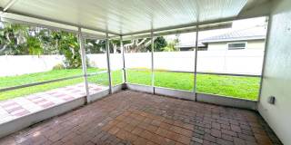 3/2/1 car garage in S. Ft. Myers Off Cypress Lake! Gallery 28