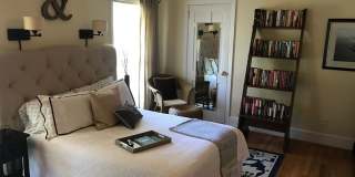 Charming 3BR Home Near Normaltown with Covered Porch & Hardwood Floors Gallery 8