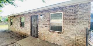 3433 Hollywood Street (3 Bed/1 Bath) Gallery 5