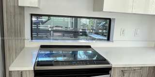 722 NE 15TH AVE #APARTMENT 2 FORT LAUDERDALE, FL 33304 Gallery 4