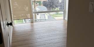 2725 Thatcher Avenue Gallery 2