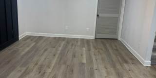 Knoxville 37918 - 2 bedroom, 2.5 bath Townhome - Contact Lisa Vineyard & Shannon Russell (865) 216-9334 Gallery 10