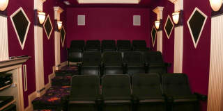 339 13th St S Street Gallery 8