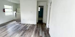 1032 West Jefferson Street - 1 Gallery 1