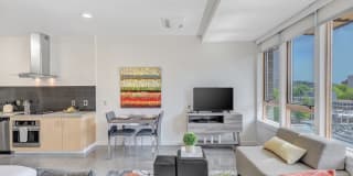 mResidences Pearl District Gallery 7