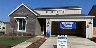BRAND NEW Next-Gen 4 bed 3.5 bath Lennar with In-Law Suite Gallery 1